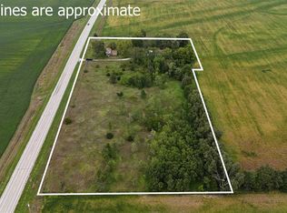 1721 Highway 70, Nichols, IA