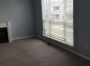 16387 Chatham Dr #721, Macomb, MI 48044