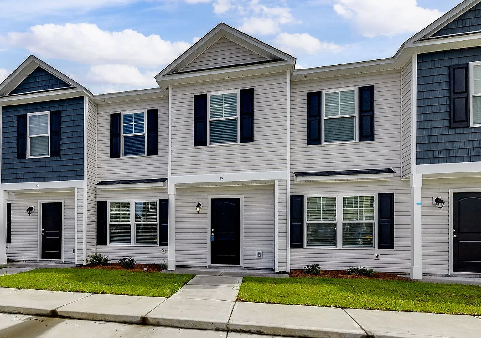 Spacious & Affordable Townhome Close to Pooler! — Photo 2
