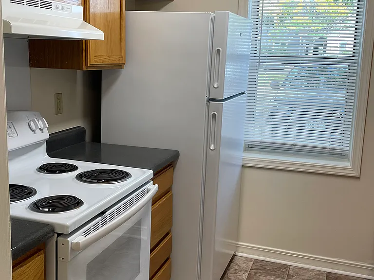Unit B kitchen
