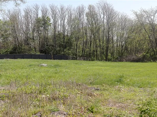 15150 E Us Highway 40, Kansas City, MO 64136