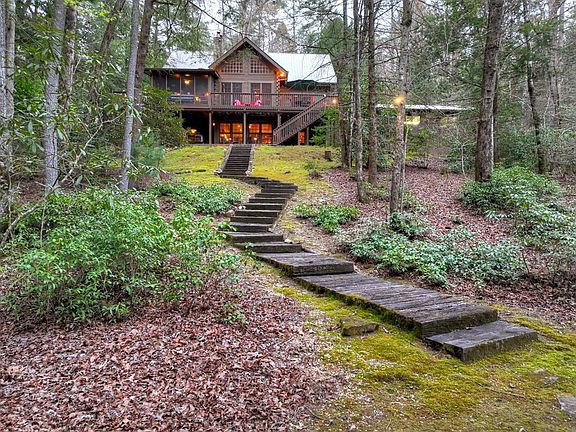 2nd image of 266 River Rd