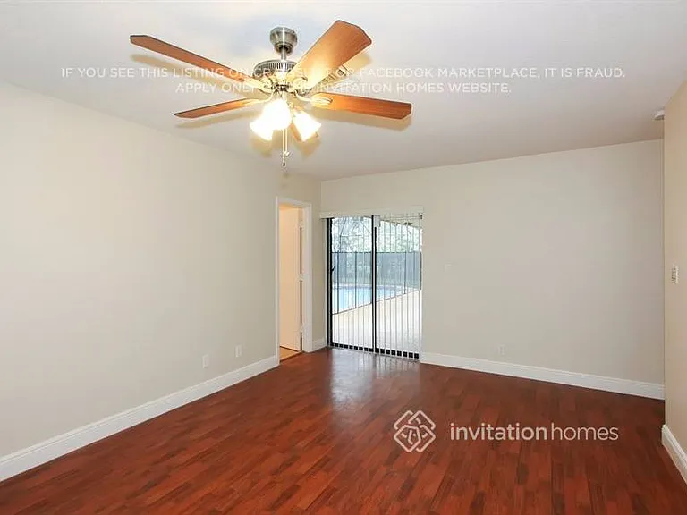 7002 NW 38th St — Photo 15