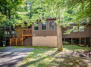 163 Sequoyah Village Rd, Townsend, TN 37882