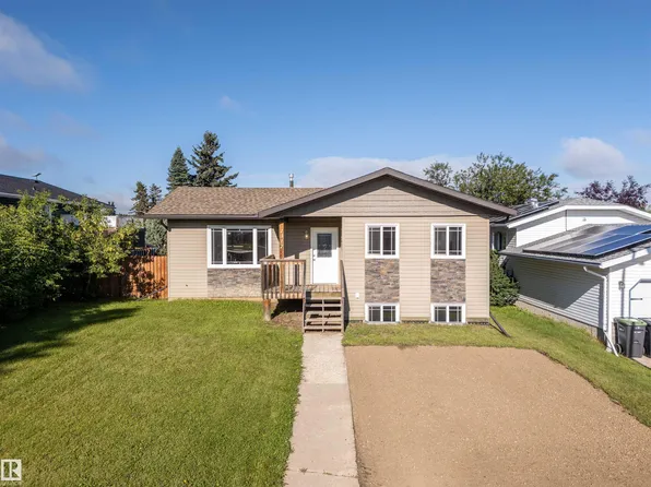 1317 11th St, Cold Lake, AB T9M 1J5