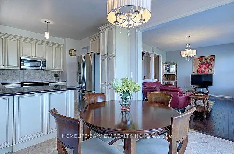 87 Betony Dr — Photo 5