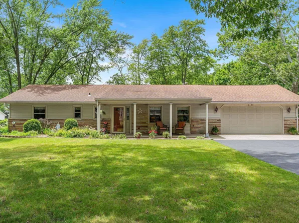 6175 S Division St, North Judson, IN 46366
