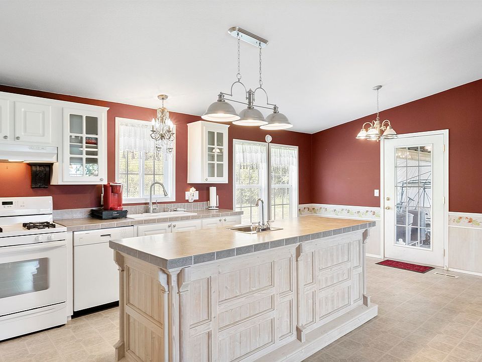 844c Philpott Rd Colville WA Zillow