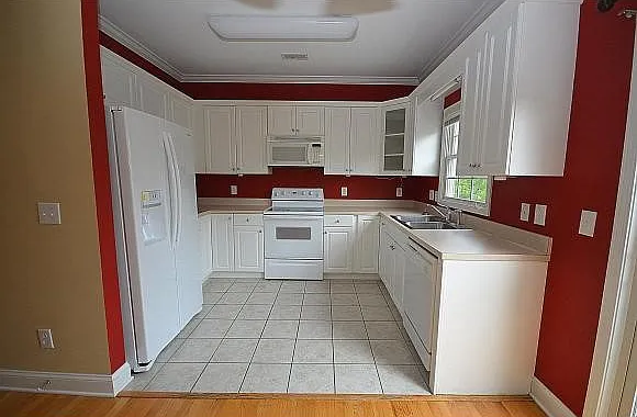 2 bed, 2.5 bath, 1478 sqft, $1,600 — Photo 2