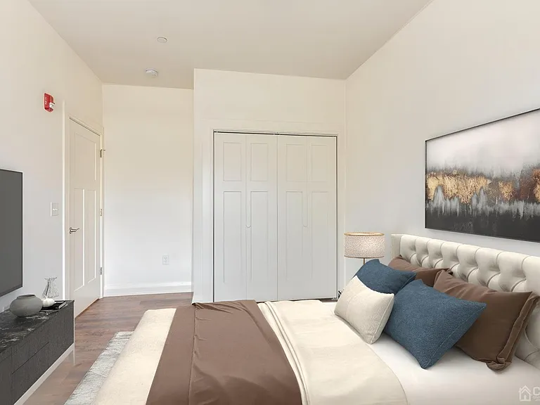 361 Main St #202 — Photo 11