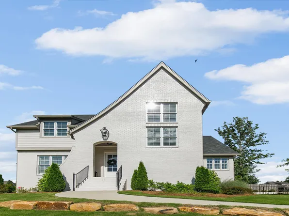 5819 Deerfoot Ct, Trussville, AL 35173