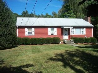 430 Berlin St, Clinton, MA 01510