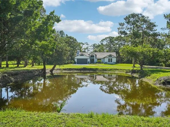 4322 Skates Cir, Fort Myers, FL 33905