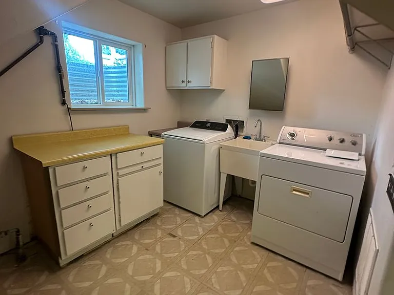 1032 W Pikes Peak Ave — Photo 10