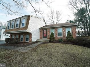 4304 Cub Run Rd, Chantilly, VA 20151