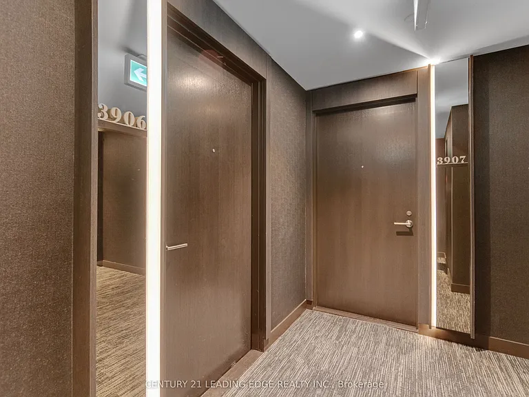 11 Yorkville Ave #3906 — Photo 9