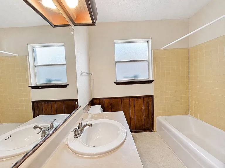 4231 Eagle Nest Dr — Photo 9