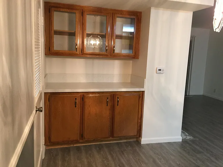 14615 Burbank Blvd #201 — Photo 16