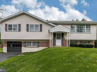1985 Eagle Way, Hatfield, PA 19440