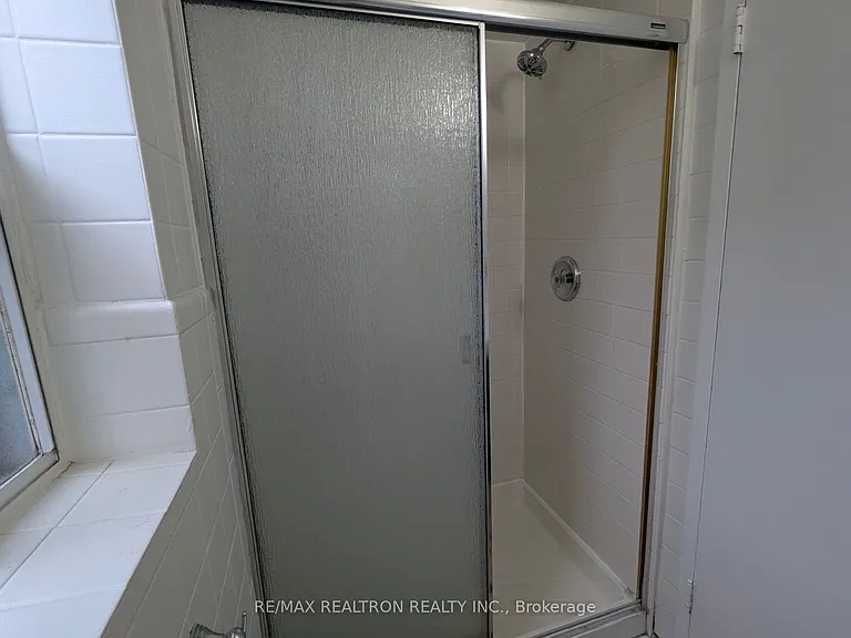 40 Meadowbrook Rd #4 — Photo 9