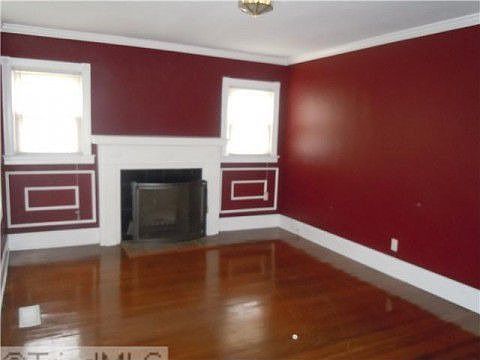 2nd image of 807 Barnwell St