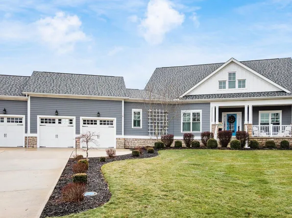 9525 Cypress Dr, Thornville, OH 43076