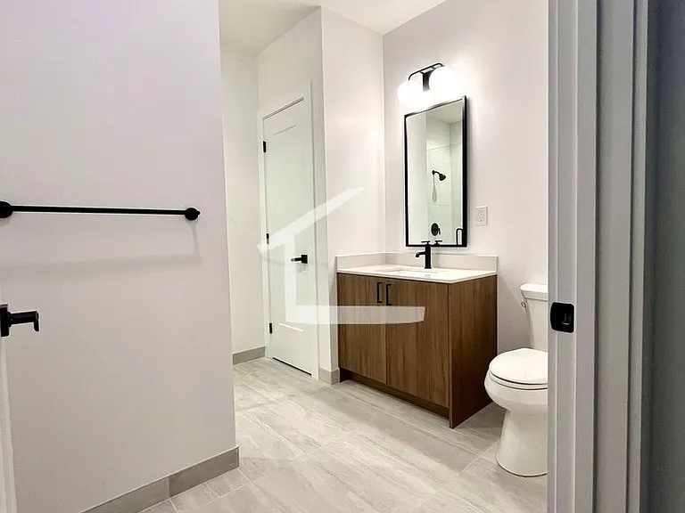 101-199 Gardner St #101 — Photo 11
