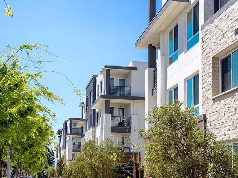 Alexan Noho West — Photo 104