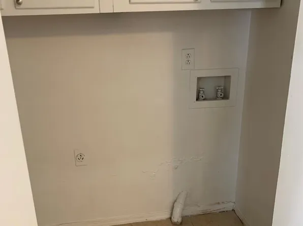 2332 Heatherfield Ln #2332, Norman, OK 73071