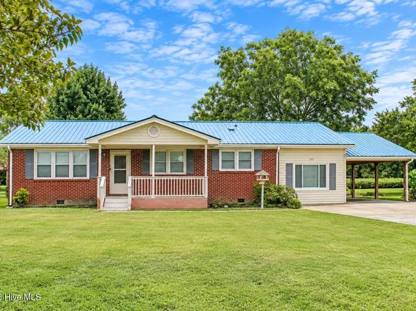 326 Ludie Brown Rd, Chinquapin, NC 28521
