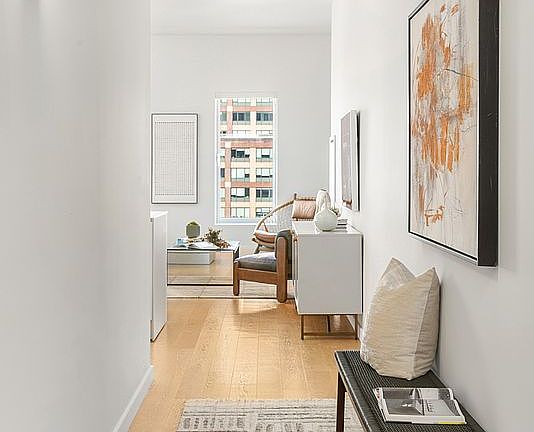 5th image of 1 York St #6B