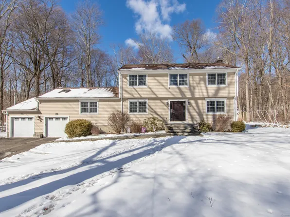 20 Snowberry Lane, Wilton, CT 06897