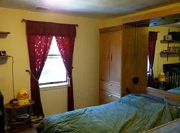 72 Locust St — Photo 8