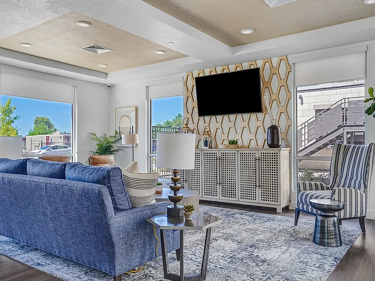 Union Midvale Apartments — Photo 16