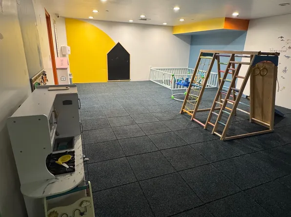 630 First Avenue image 16 of 24