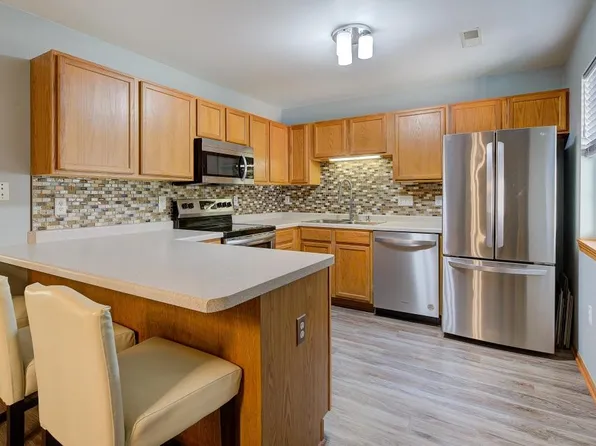 18520 Emerald CIRCLE #B, Brookfield, WI 53045