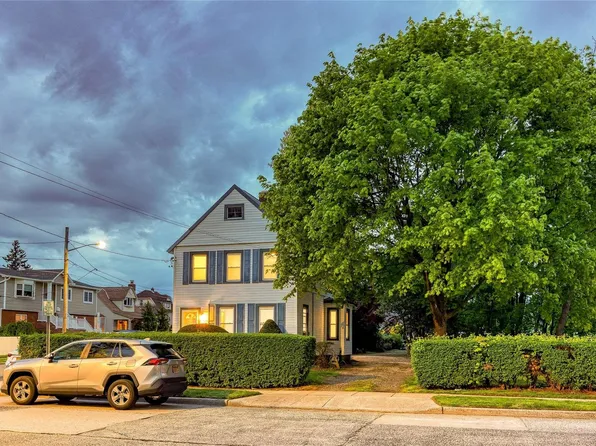 2295 Centre Avenue, Bellmore, NY 11710