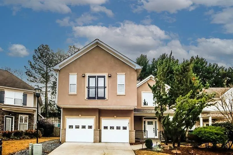 1354 Brookhaven Village Cir NE
