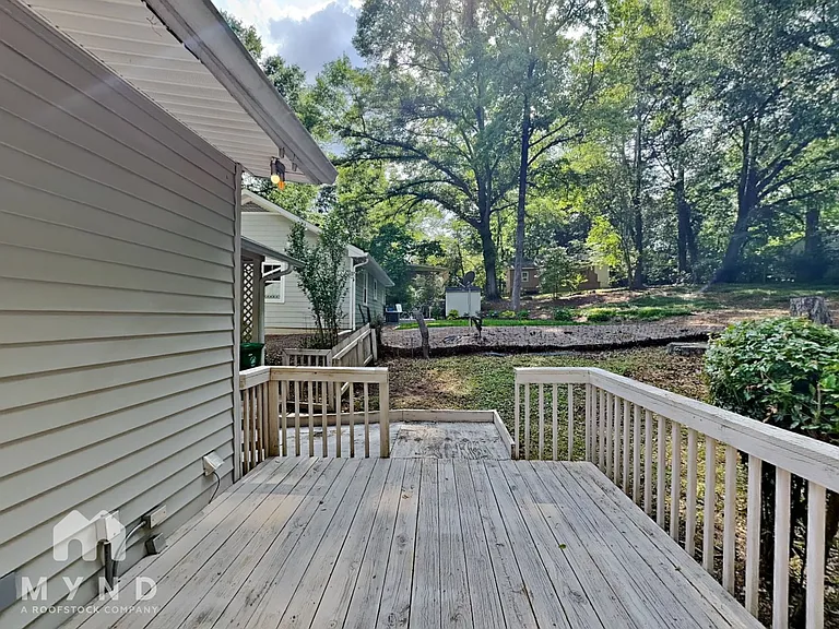 668 Scott Cir — Photo 19