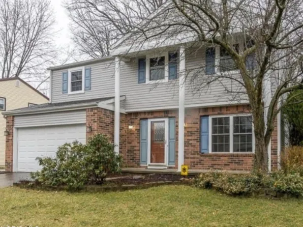 5713 Brooke Ln, Sylvania, OH 43560