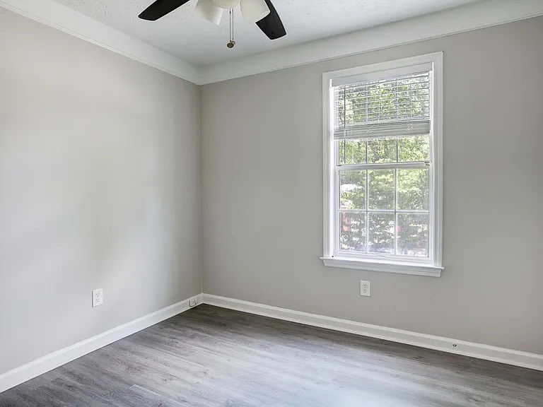 4941 Tanners Spring Dr — Photo 12