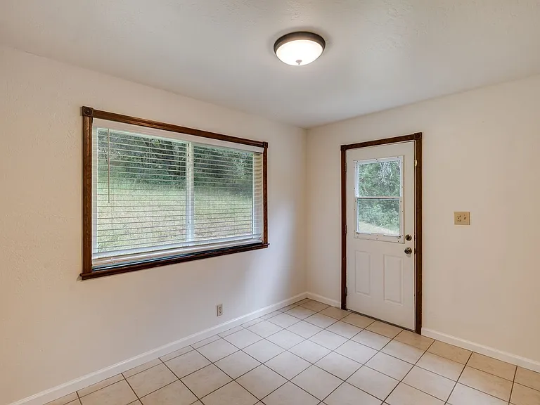 1019 Mount Aukum Ct — Photo 16