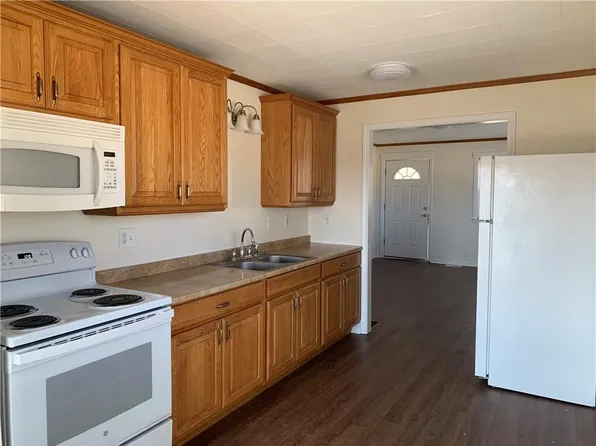 2001 Rose St, Leavenworth, KS 66048