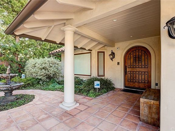 4th image of 29137 Covecrest Dr