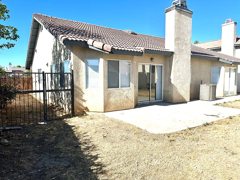 12562 El Dorado Ct — Photo 15