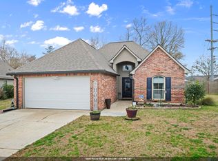22754 Citation Dr, Denham Springs, LA 70726