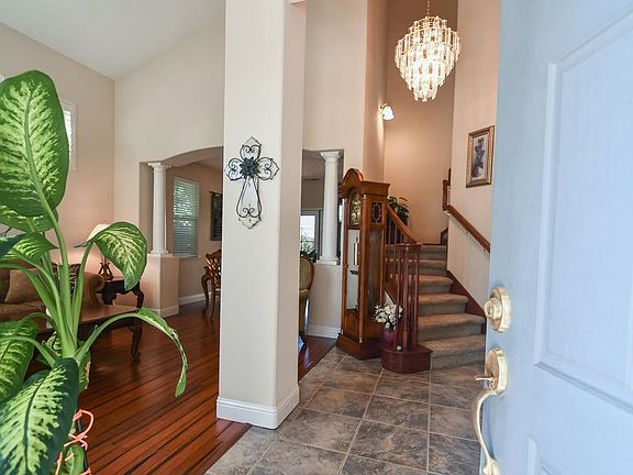 5th image of 1502 Countrywood Ln