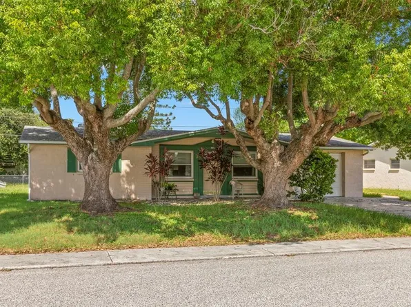 3527 Morley Dr, New Port Richey, FL 34652