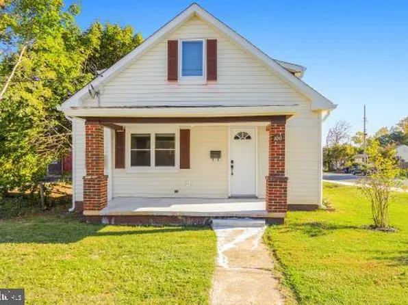 100 N George St, Ranson, WV 25438