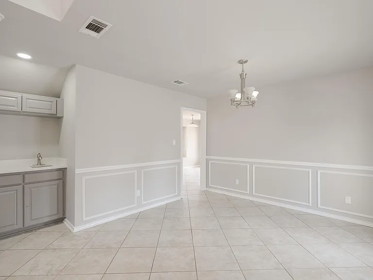 532 Lake Forest Dr — Photo 12